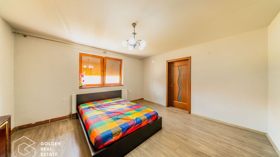 Casă 3 camere renovată în Bujac-Sega , 2 corpuri, teren 572 mp - Poză 7