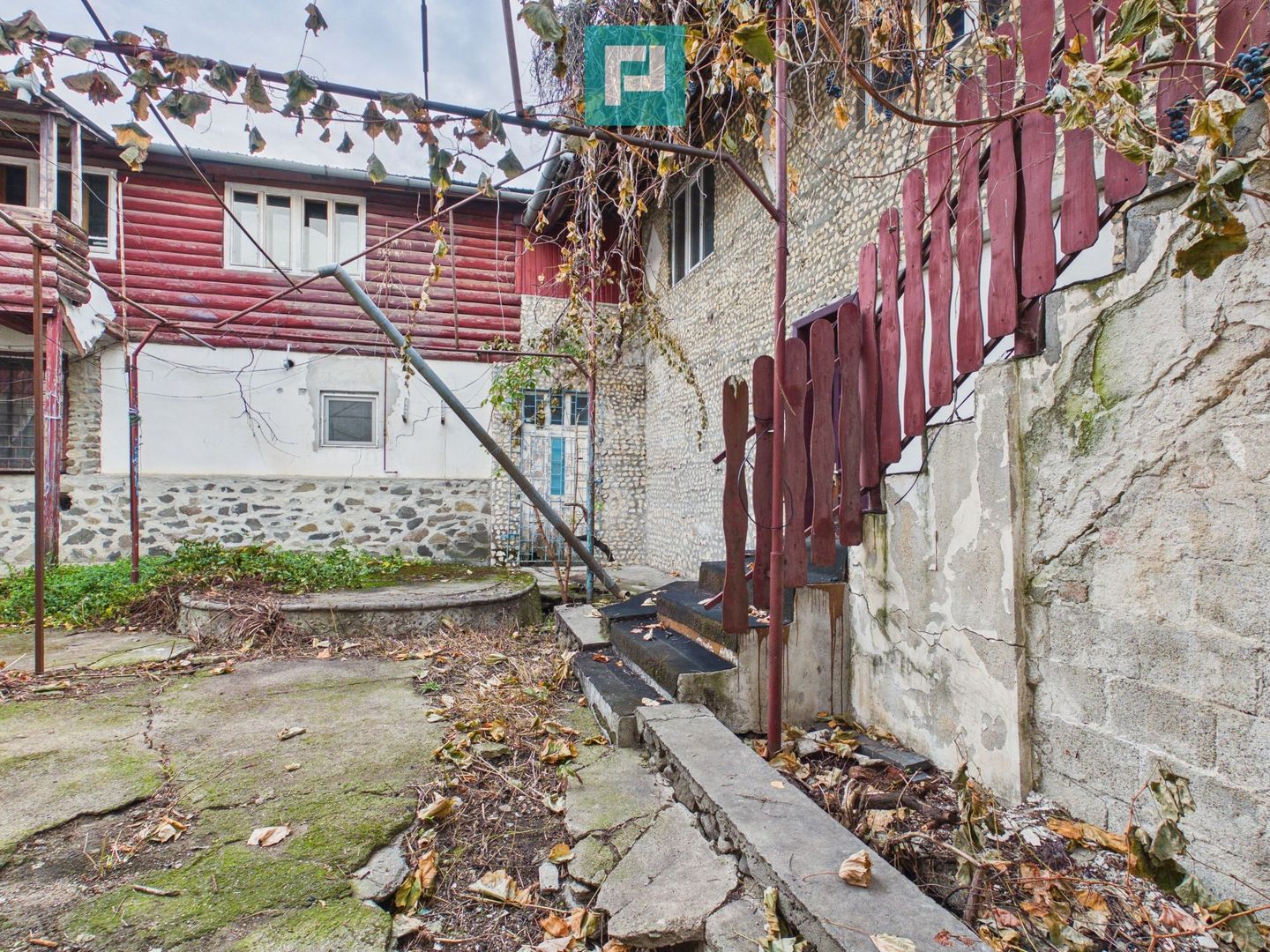 Proprietate impresionantă Sântana - 3500 mp utili - Poză 55