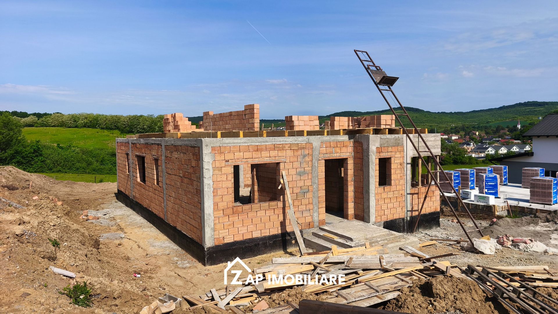 Casă Premium, 1 nivel,  4 camere, 700 mp teren, design modern, Livezeni - Poză 8