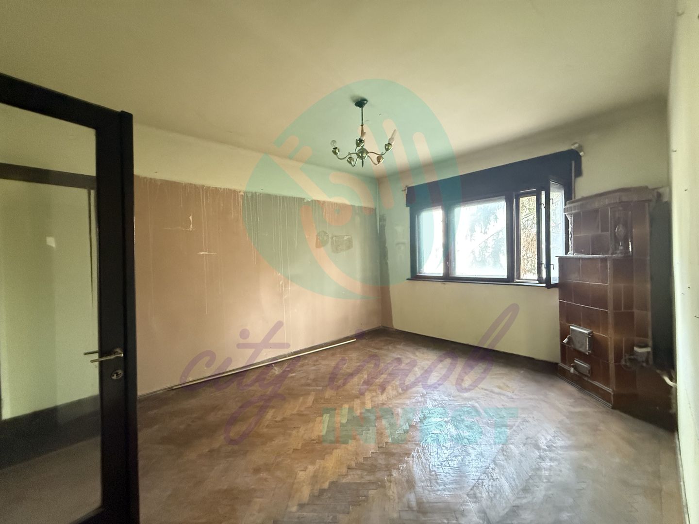 Proprietate rara pe o strada boema - Poză 13