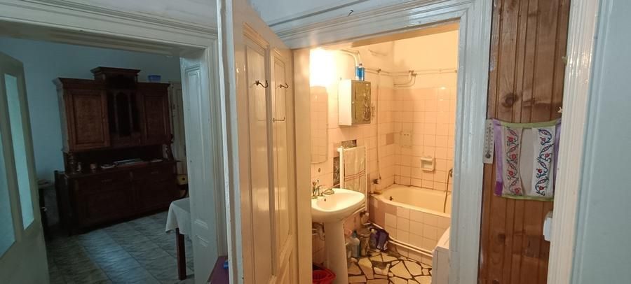 Apartament ultracentral  de 100m2 de vânzare  - Poză 12