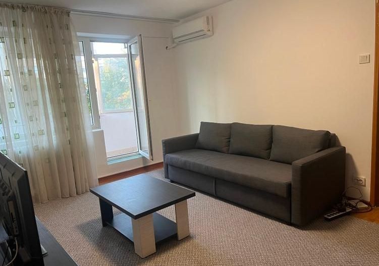 Închiriere Apartament cu 2 camere renovat, 4 min metrou Costin Georgian - Poză 2