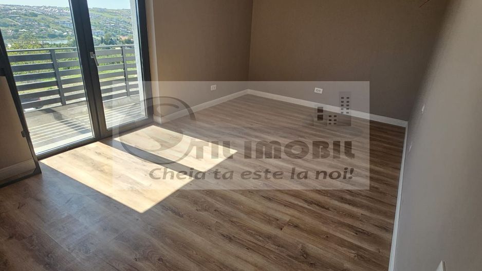 Cartier Copou-duplex cu priveliște spectaculoasă – 4 camere, 340 mp - Poză 9