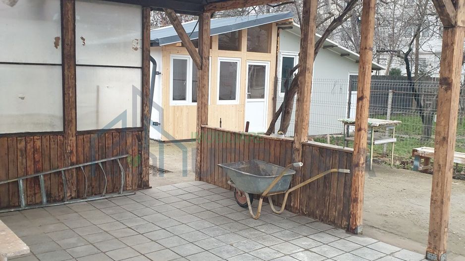 Schimb casă în Iași Cantemir zonă centrală, renovată, curată, - Poză 2