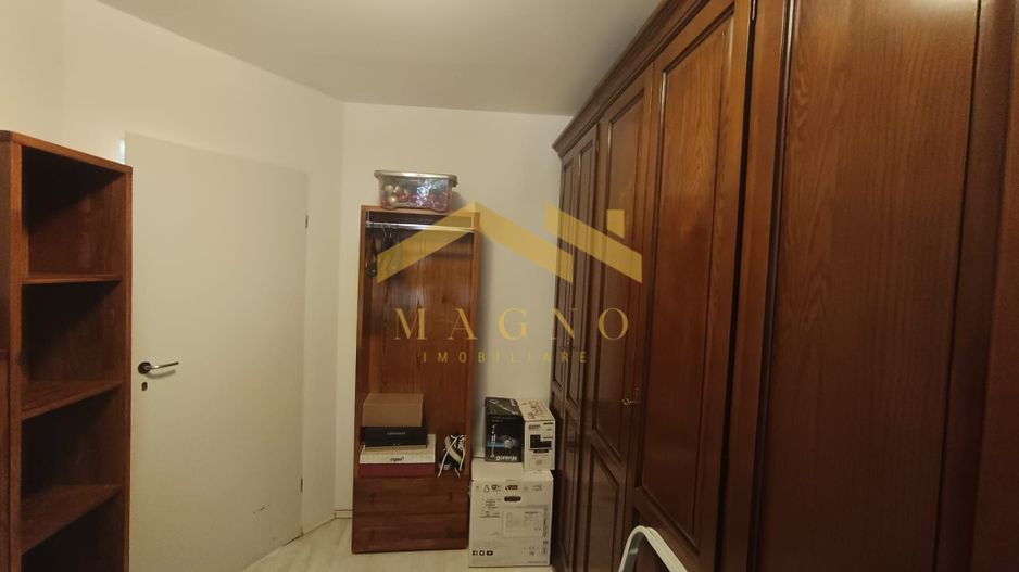 CASA SPATIOASA CU 4 CAMERE CARTIER GRADISTE - Poză 27