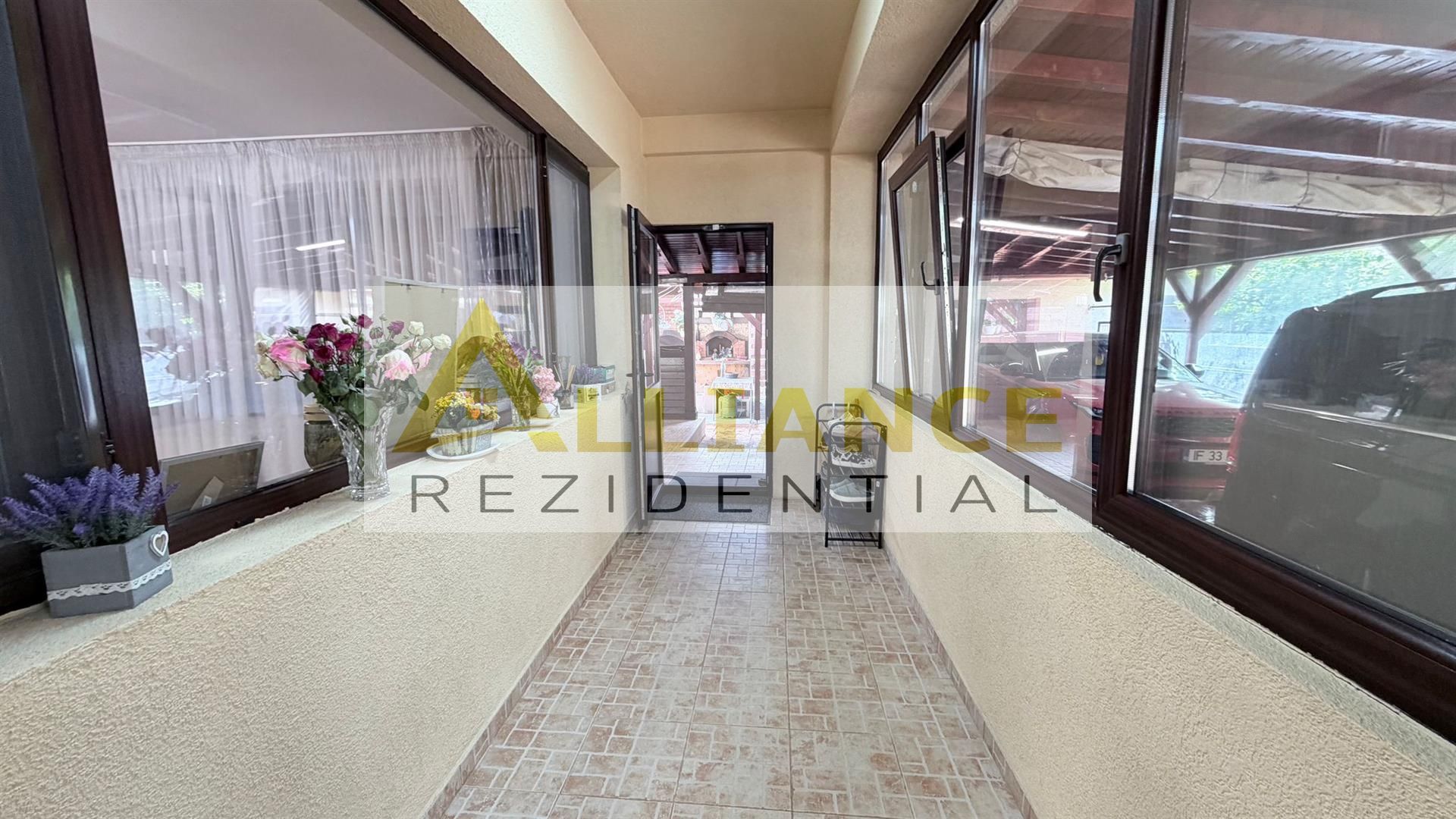 Casa Individuala - 5 camere - 3 bai - 520mp teren - Poză 9