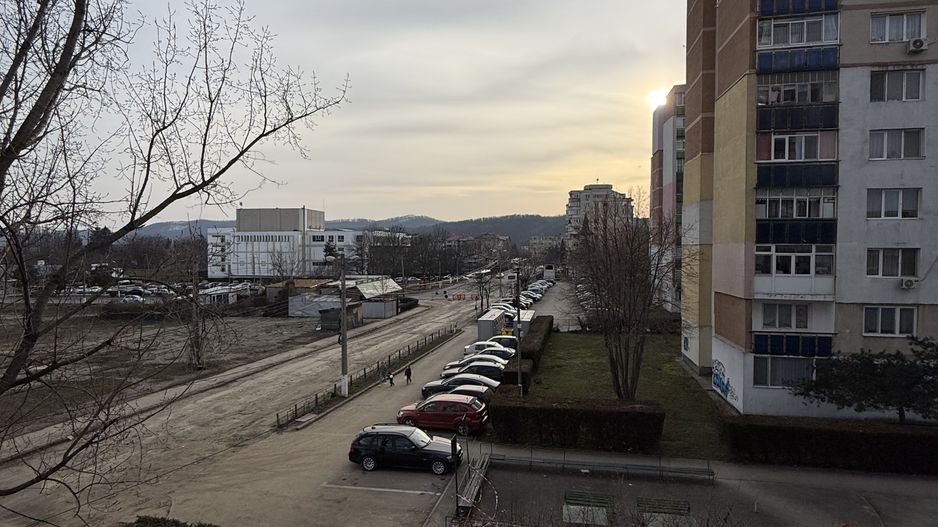 Apartament 3 camere 60 mp etaj 2 - Campina ,langa OMV - Poză 23