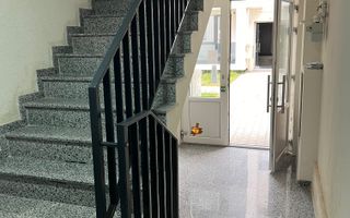 Apartament 3 camere,2 bai,2 balcoane, loc de parcare,Selimbar/Primarie - Poză 13