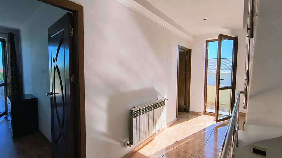 Năvodari | Casă spațioasă cu teren mare - Poză 7