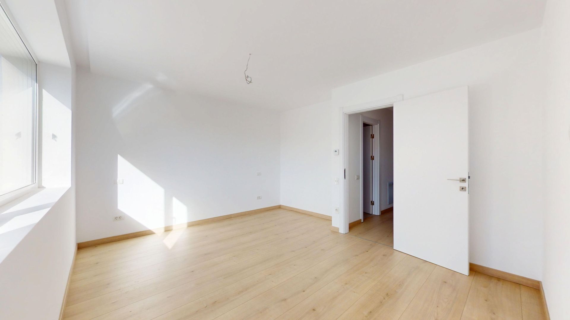 Casa Finalizata Metro Voluntari Finisaje Complete Pompa Caldura - Poză 12