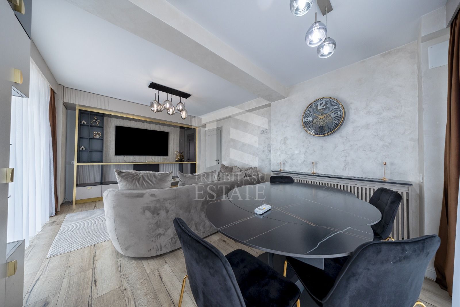 Coresi-Penthouse 3 camere +loc de parcare subteran 203mp - Poză 1