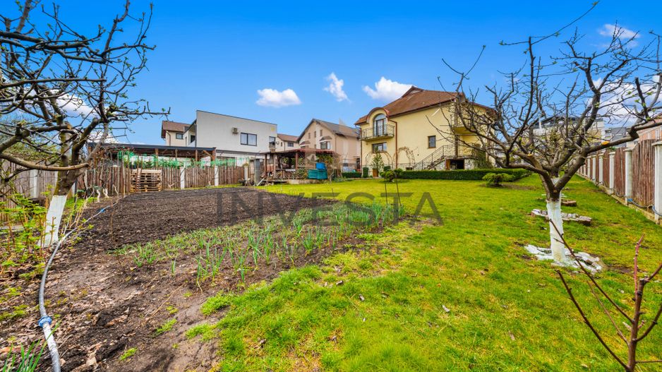 Casa individuala cu 7 camere, 260 mp, teren 900 mp, front 19m, Europa - Poză 4