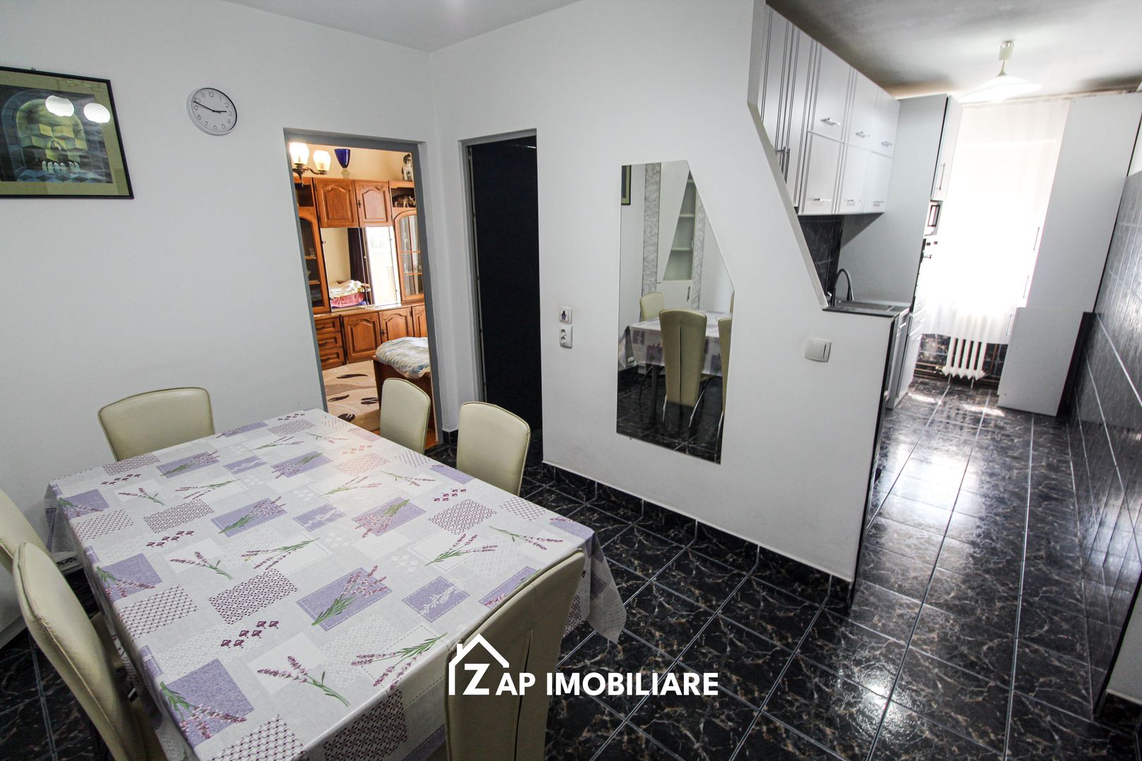 Dâmbul Pietros - Bulevardul 1848 - Ap 2 Camere Decomandat - Hol Pătrat - Poză 5