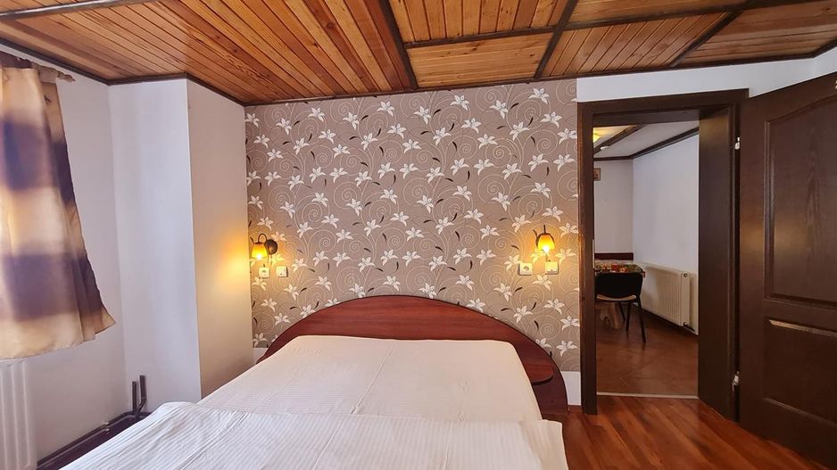 In regiune pitoreasca, cu view montan, Moeciu de Jos, Bran, Brasov - Poză 22