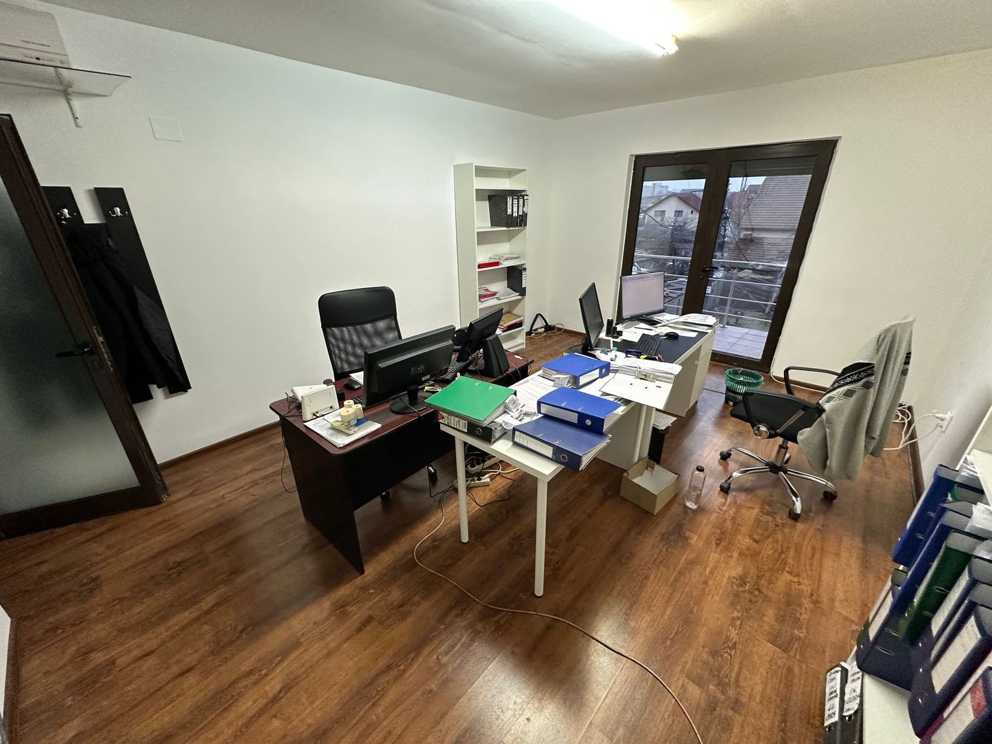 Cladire pretabila spațiu birouri/ clinica - Poză 7