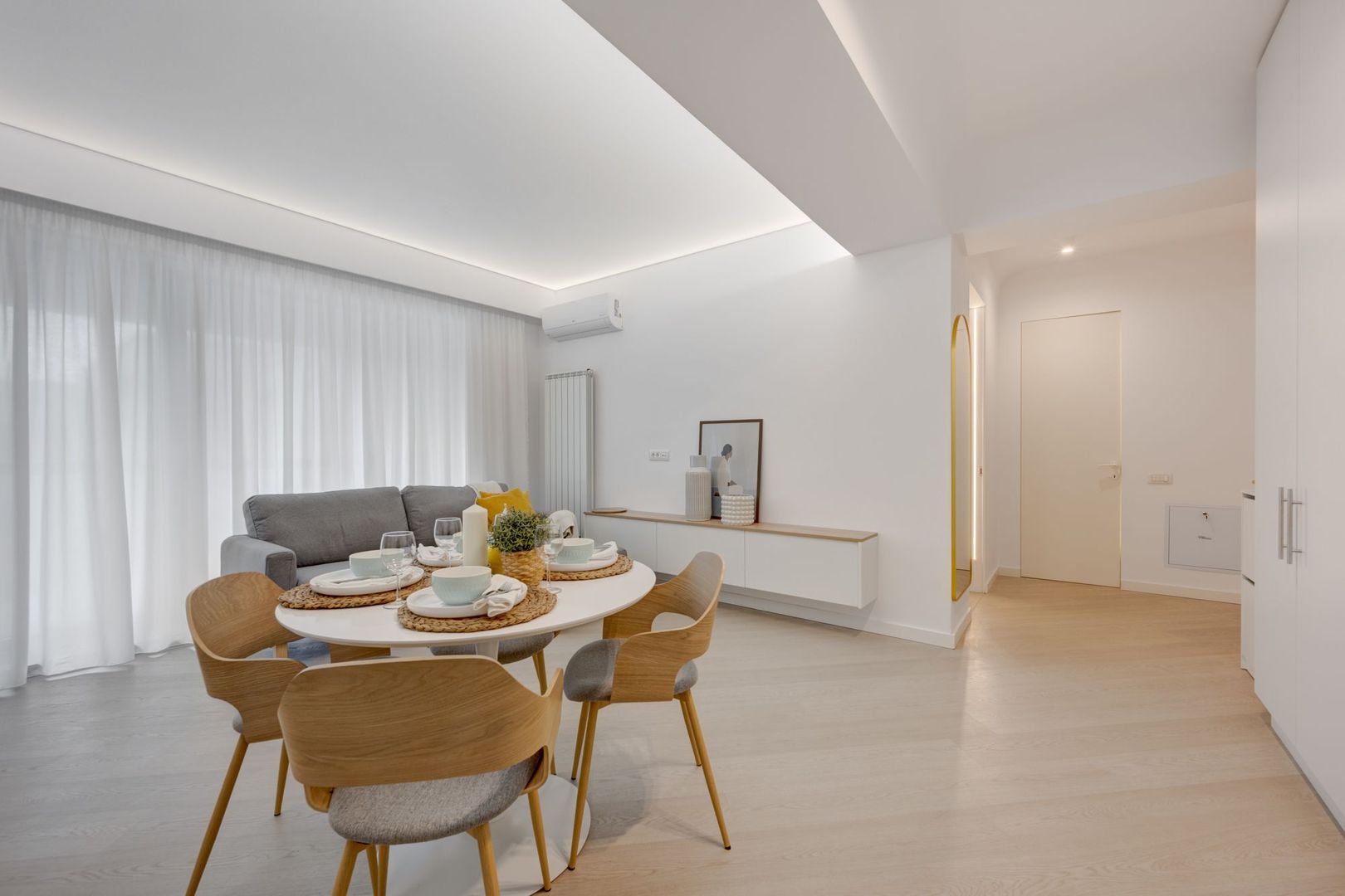Apartament 2 camere splendid, prima inchiriere, Cortina North Pipera - Poză 1