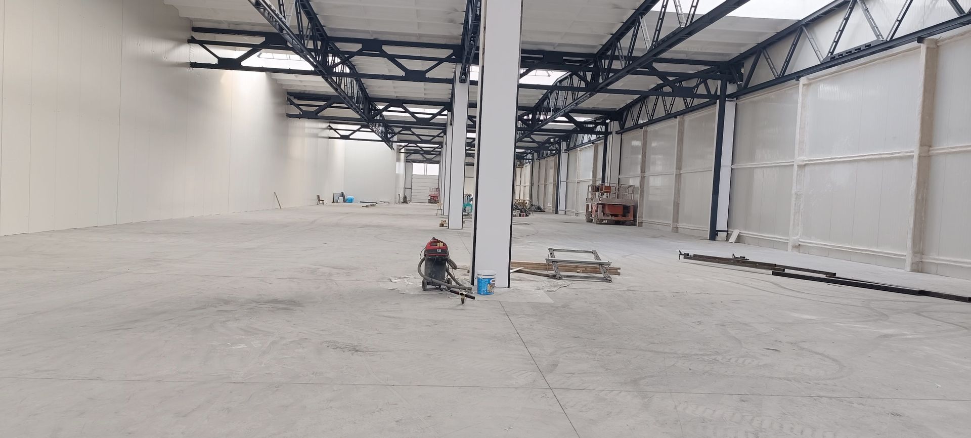 Hala industriala renovata in Brasov-Astra - Poză 1