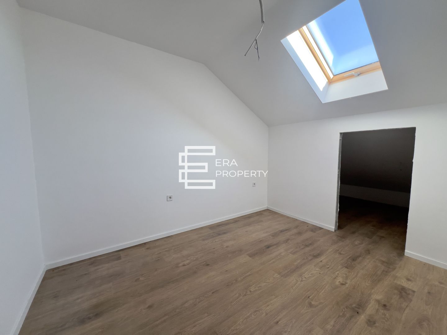 Penthouse 5 camere -  133 mp utili - predare la cheie, zona Aeroport Sibiu - Poză 7