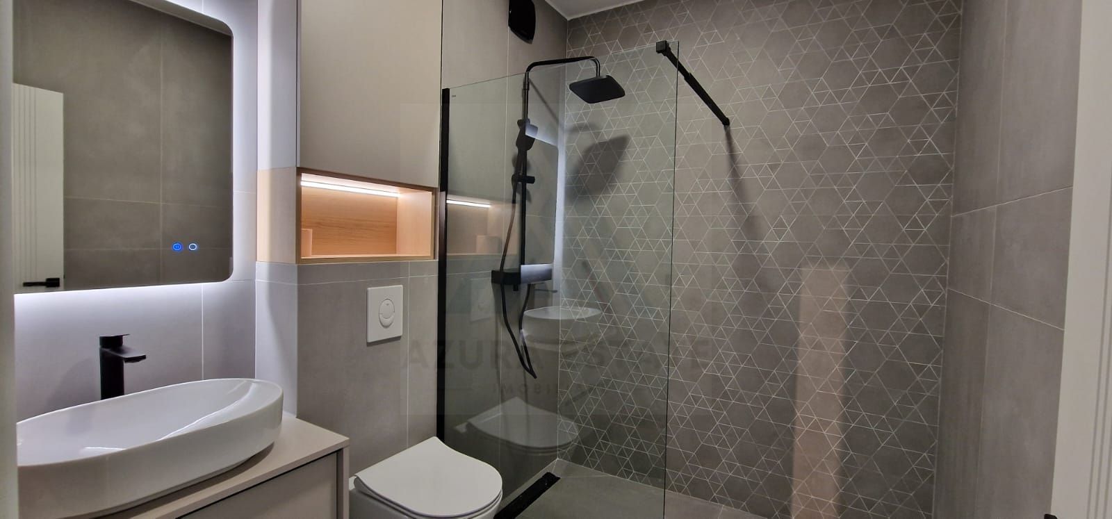 Apartament lux 80 mp utili 3 camere 2 bai si parcare subterana - Poză 11