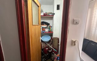 2 camere vanzare, luminos, posibilitate parcare - Poză 10