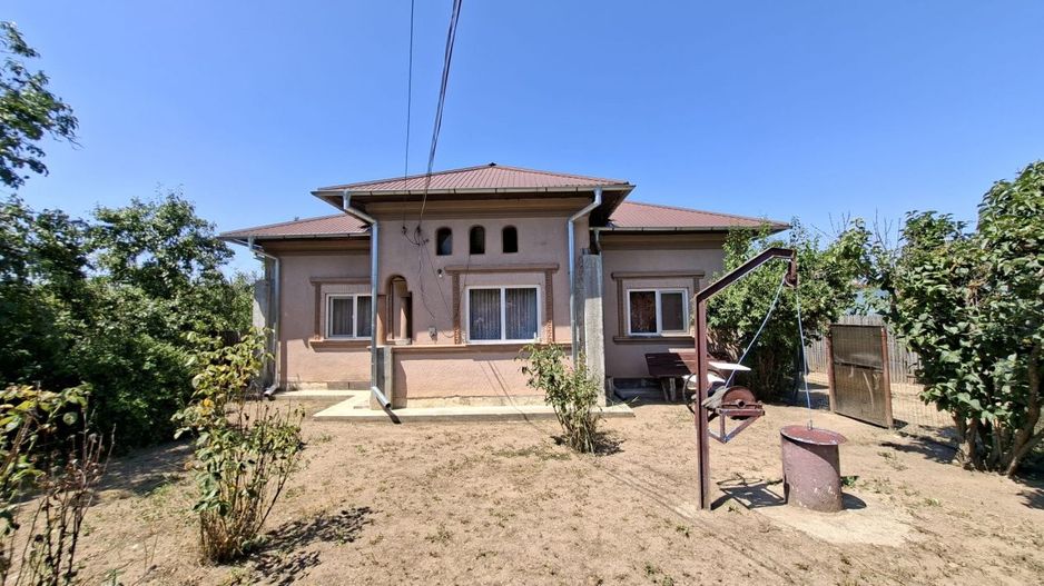 Casa Teiu Deal 84 mp toate conditile mutare imediata - Poză 1