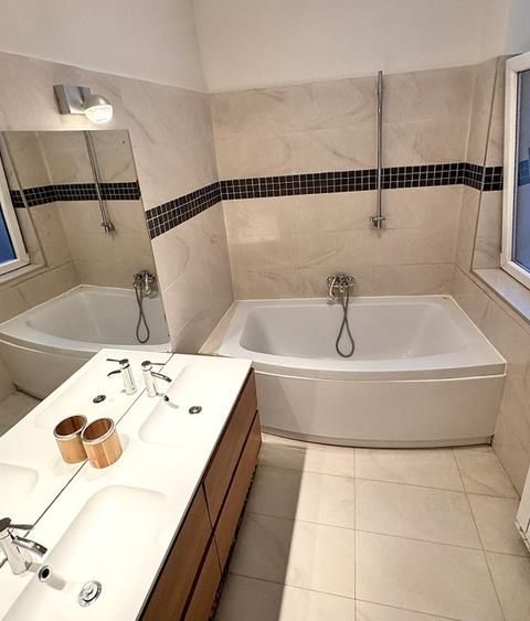 Apartament spațios și luminos într-o vilă interbelică –  Budapesta / Tineretului - Poză 7