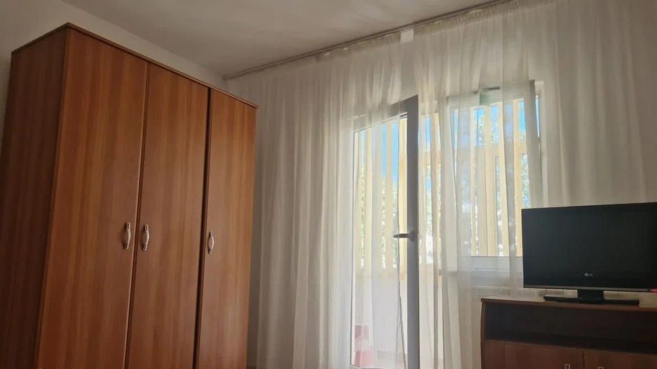 De inchiriat apartament cu 2 camere, Mazepa 1 etaj 3, 450 euro - Poză 4
