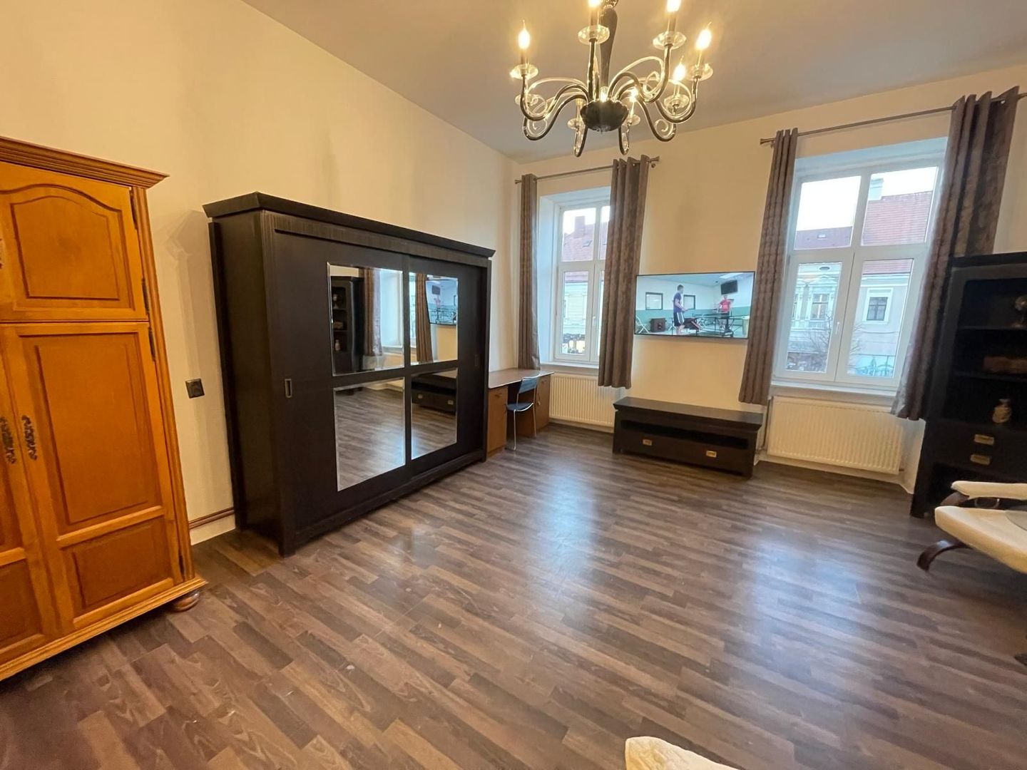 Apartament cu 2 camere | Bulevardul Eroilor | Locație ultracentrală - Poză 5