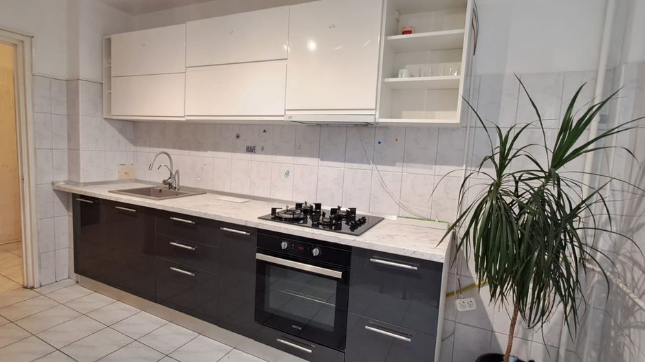 Drumul Taberei, langa metrou Constantin Brancusi, 2 camere, decomandat - Poză 1