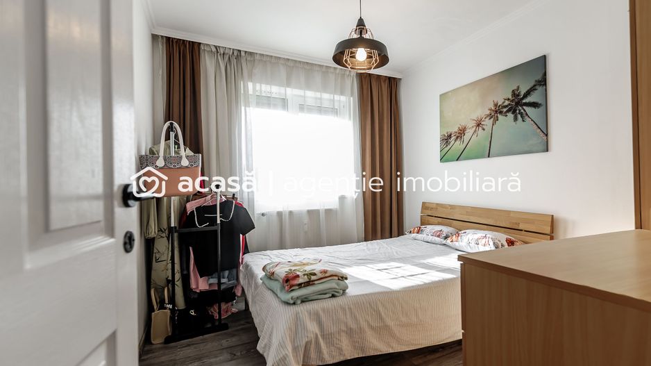 Apartament la etajul 3 cu 2 camere la cheie in zona Romanilor - Poză 6