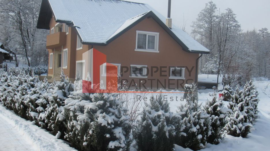 Vila de locuit in Bran/Predelut cu panorama superba. - Poză 10