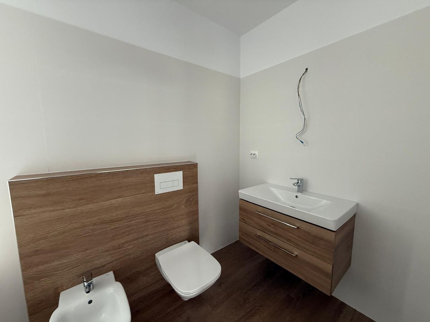 Casa/Vilă P+1 cu 4 camere de vânzare - Sânpetru - Poză 13