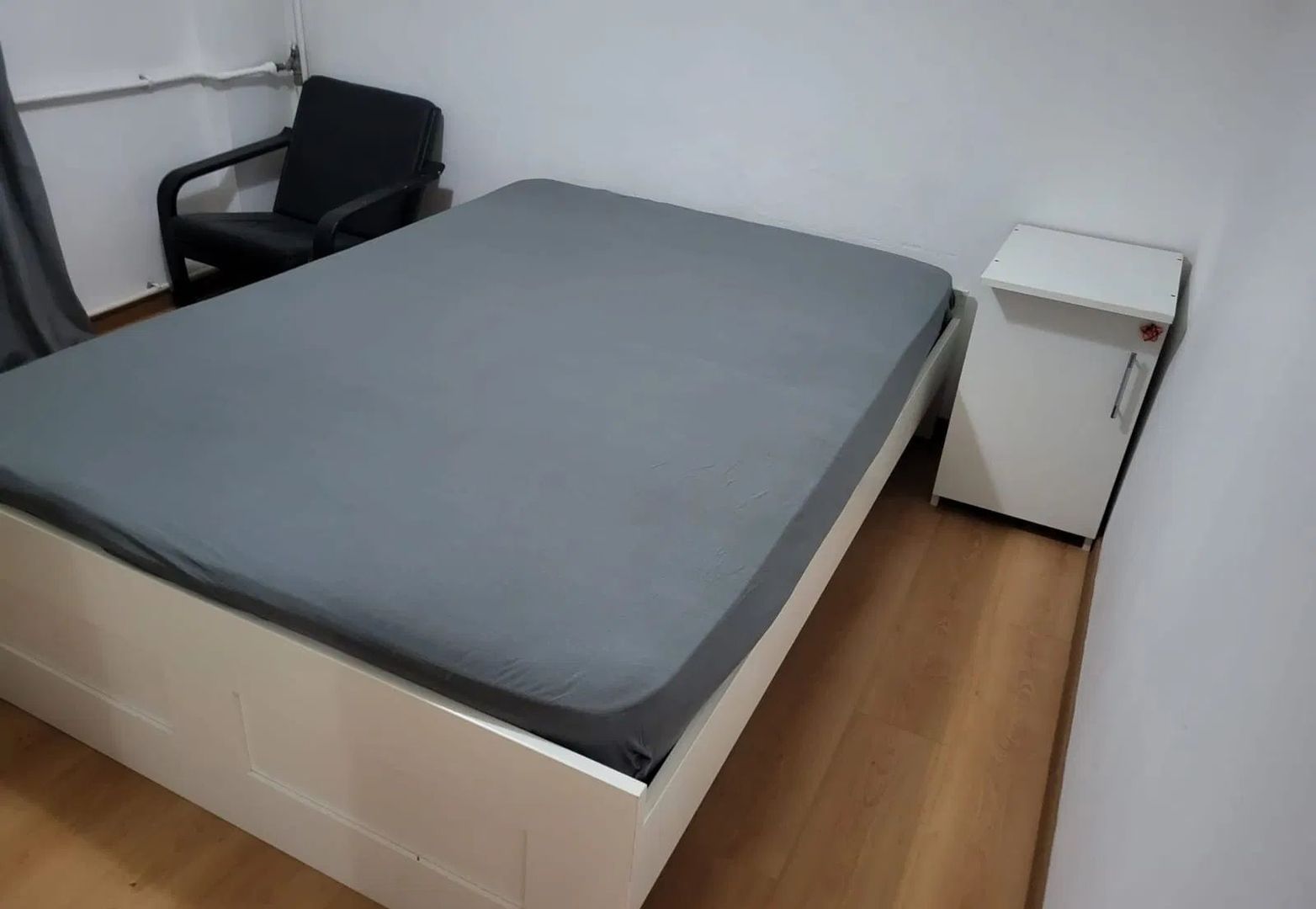 Apartament  3 camere de vanzare Gorjului - Poză 3