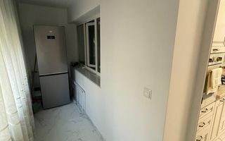 Central - Tg Cucu bloc tip Vila - 2 camere Decomandat RENOVAT 60mp - Poză 8