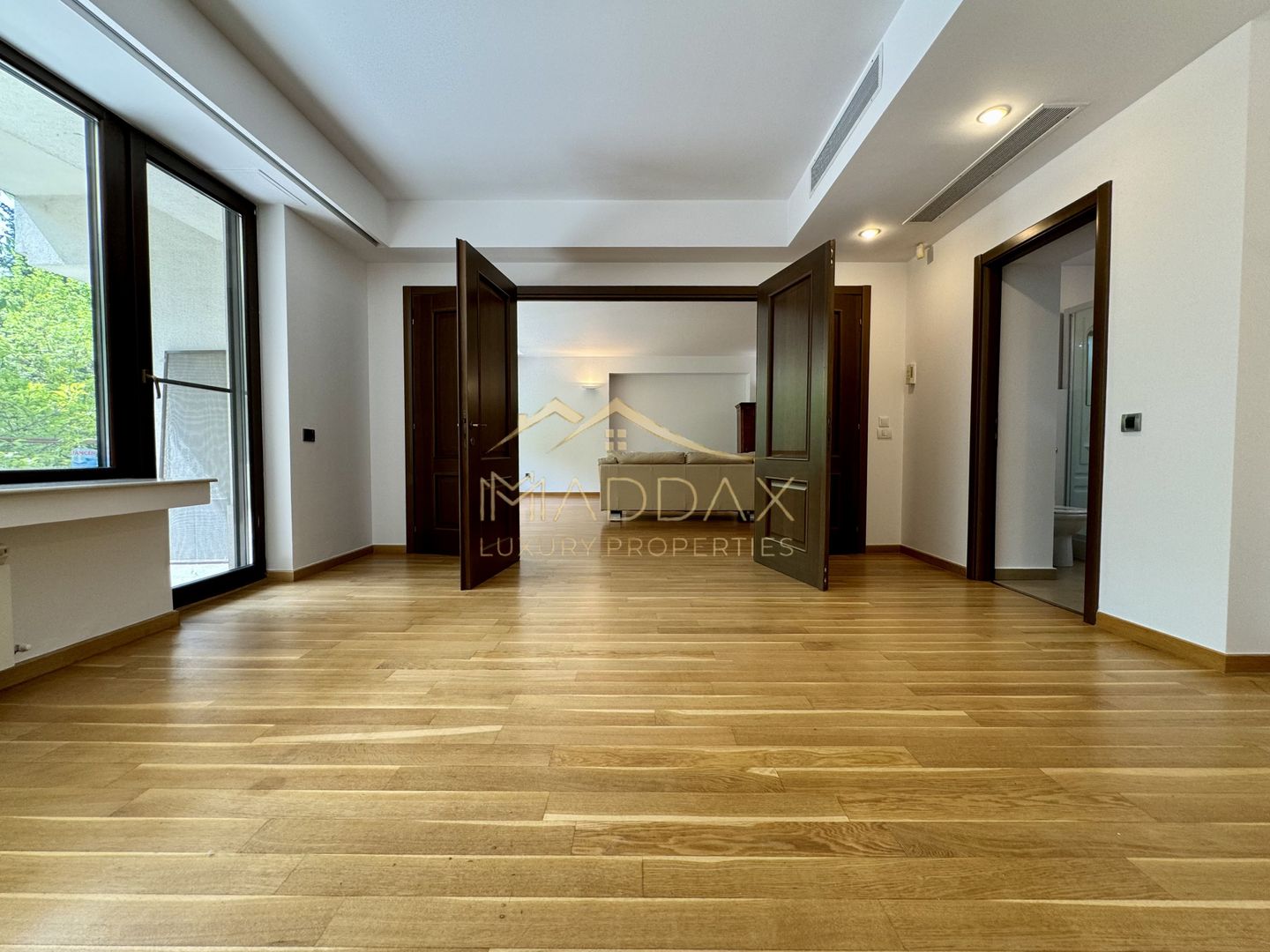 Apartament cu 4 camere 250mp* 2 parcări subterane / Dorobanti-Capitale - Poză 6