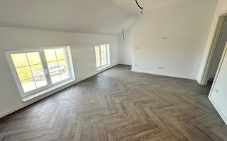 Duplex cu 4 camere separat prin camera tehnica - Poză 6