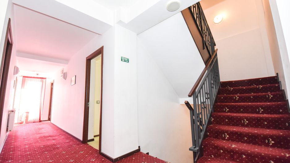 Hotel glamour si restaurant, in inima statiunii Predeal - Poză 8