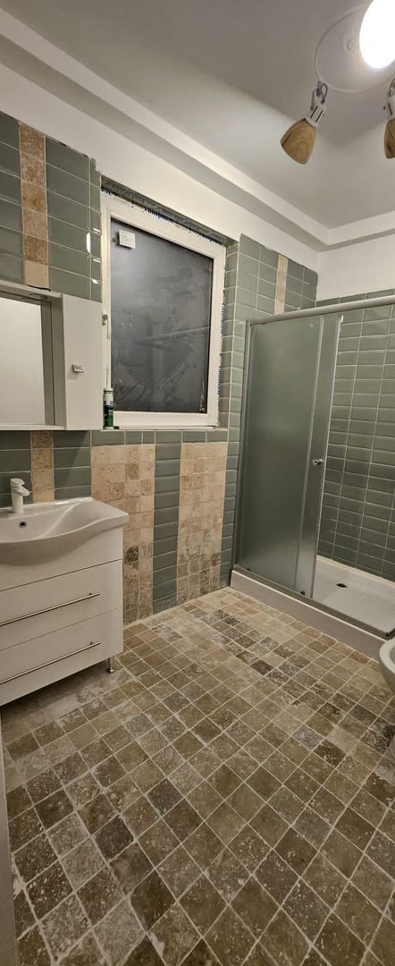 De inchiriat, vila noua - Bariera  Traian - Lacul Brates - Poză 5