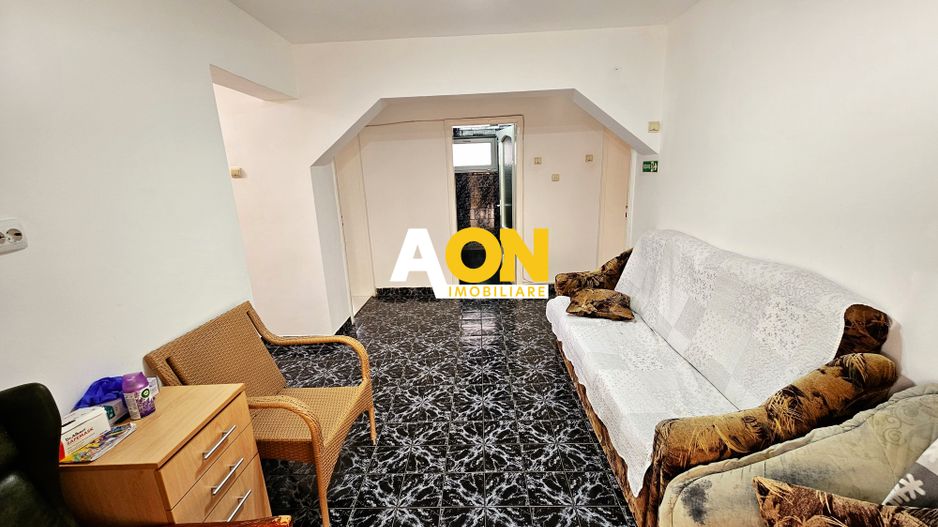 Casa 10 camere, 878 mp teren, toate utilitatile, Barabant - Poză 6