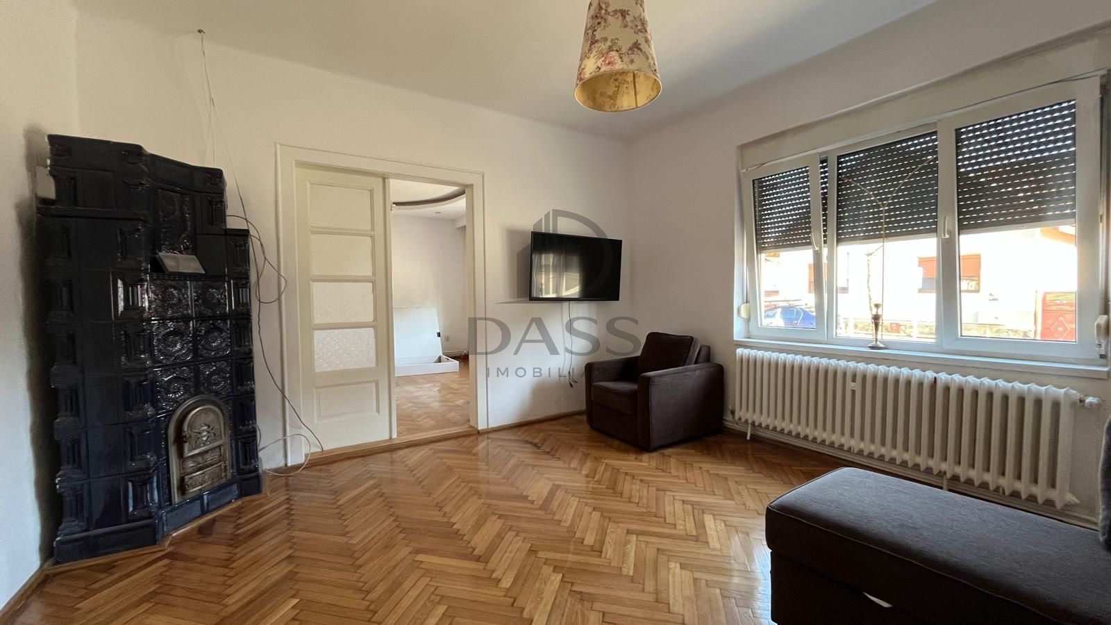 Casă individuală de închiriat – 4 camere, curte și terasă – Terezian - Poză 7