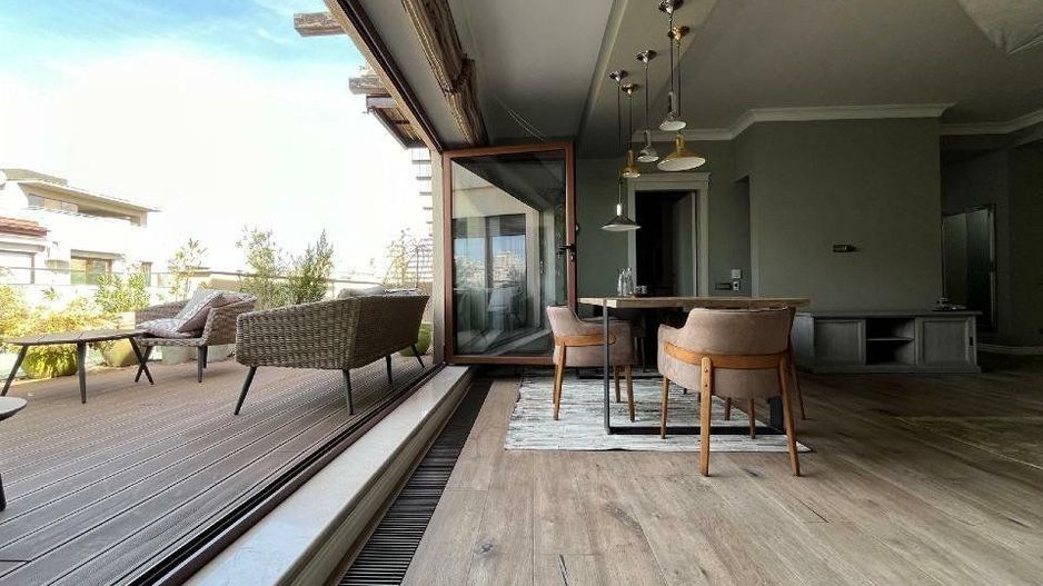 Proprietar vand apartament penthouse 5 camere - Poză 1