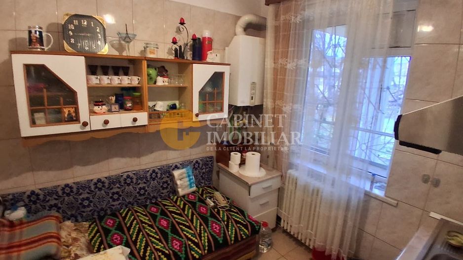 2 camere,  Decomandat, parter, zona Copou Iasi - Poză 3