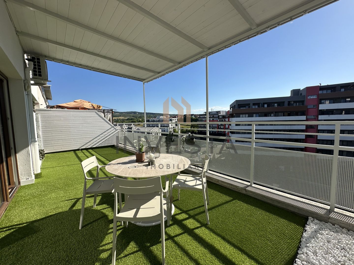 Penthouse de lux pe 2 nivele cu 4 terase in Buna Ziua! - Poză 15