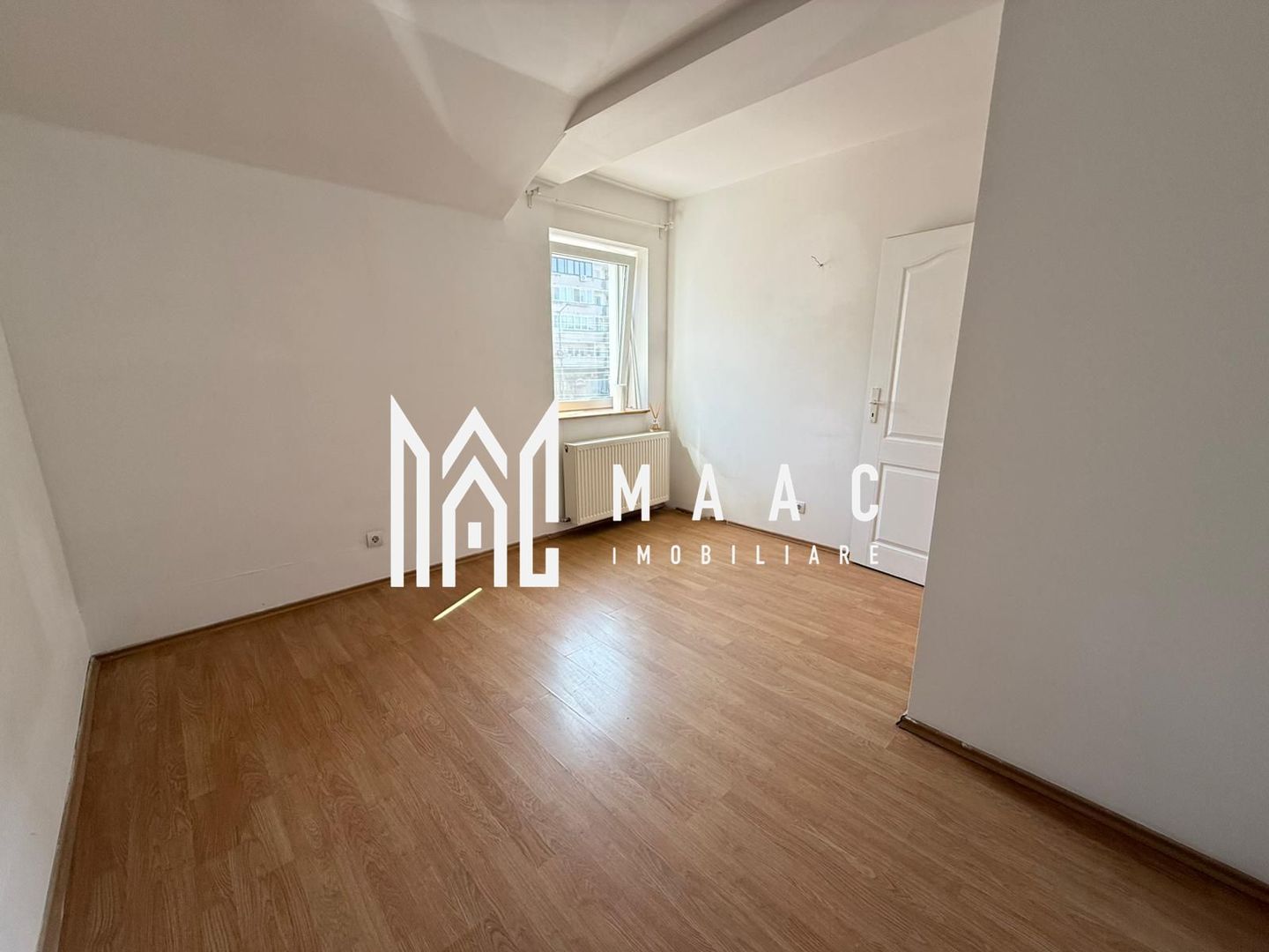 Spatiu comercial/ birouri | Etaj 1 | 80MP | Sub Arini - Poză 14