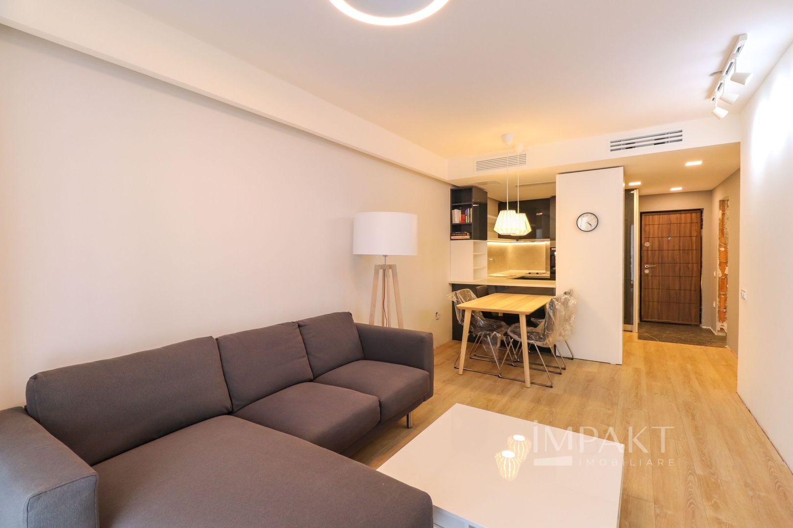 Apartament superfinisat cu 2 camere, Iulius Mall, parcare subterana ! - Poză 1