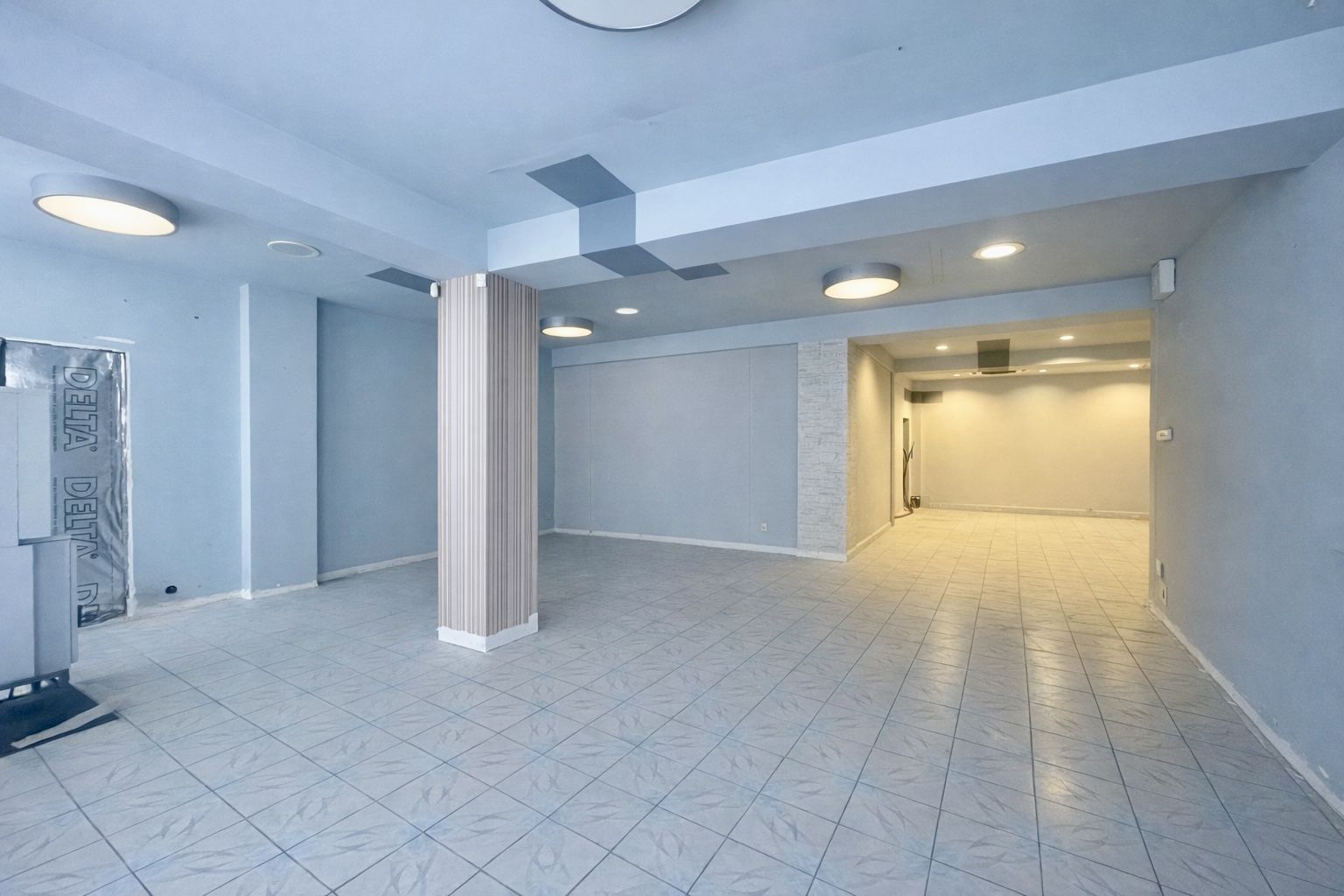 Spatiu Comercial | Ultracentral | 70 MP  | Trafic Intens | Cajvana - Poză 1