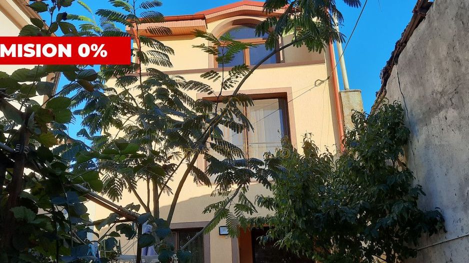 Coiciu | Vila cu toate facilitățile necesare și localizare excelentă! - Poză 1