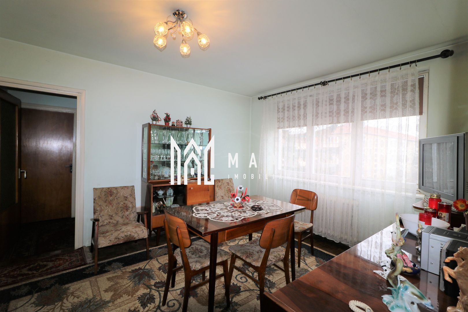 Apartament 3 camere | Etaj 2 | Balcon | Zona Mihai Viteazu - Poză 3