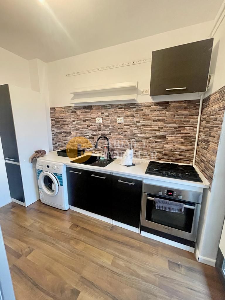 Apartament 3 camere decomandat mobilat-utilat 72 mp- Loc parcare - Poză 5