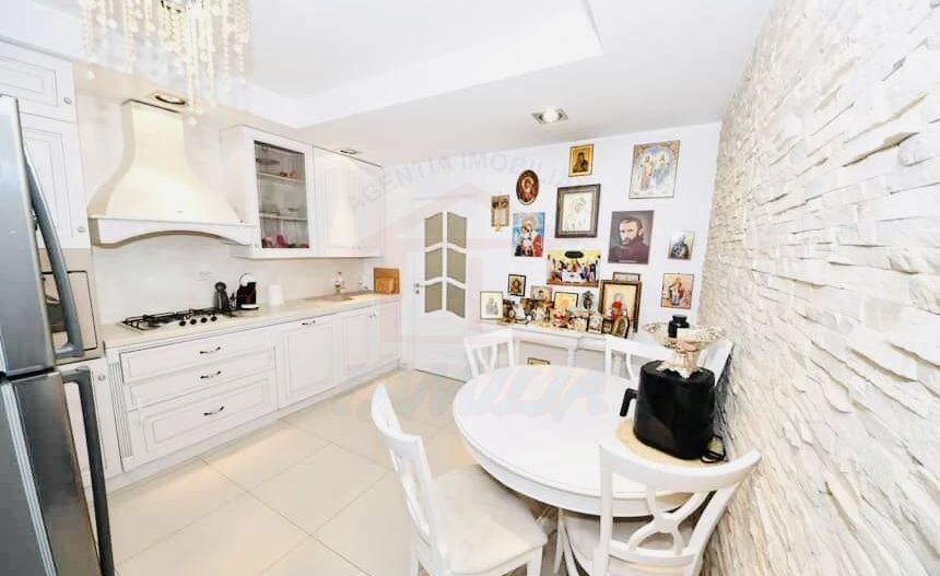 Casă tip duplex in Galati, Brateș Lake mobilată și utilată lux - Poză 14